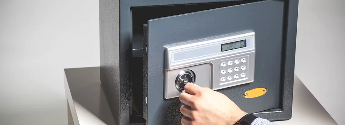 Safe Opening Repair in Seminole